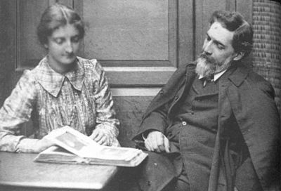In which year was Flinders Petrie born?