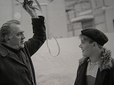 Who is Federico Fellini married to?