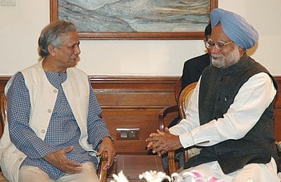 Which positions Manmohan Singh held?[br](Select 2 answers)