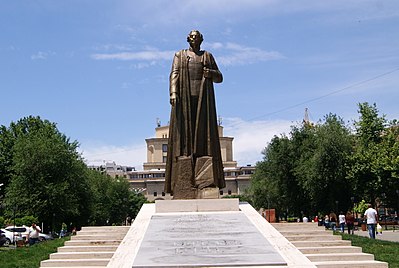 Can you select the official language of Yerevan?
