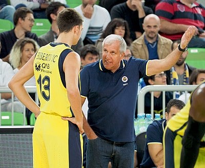 Which club did Željko NOT win a EuroLeague title with?