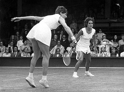 In which year did Margaret Court complete the career Grand Slam in Singles?