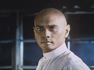 In which movie did Brynner play the role of the android "The Gunslinger"?