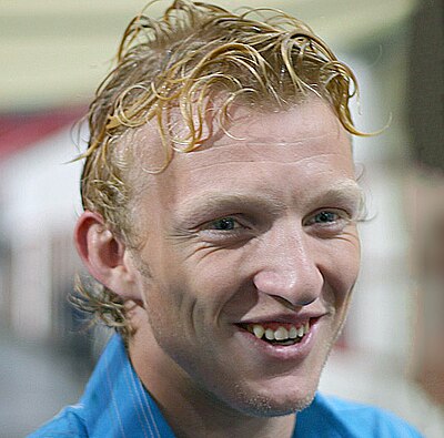 Which team did Kuyt score against in the 2007–08 Champions League quarter-final?