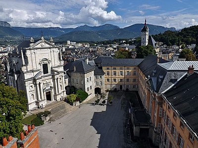 What is the population of the commune of Chambéry as of 2020?