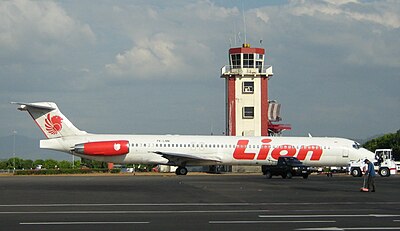 Which country lifted its ban on Lion Air in 2016?