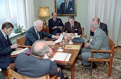 Who opposed Shevardnadze during the civil war of 1993?