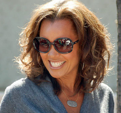Which magazine published the controversial nude photographs of Vanessa Williams?
