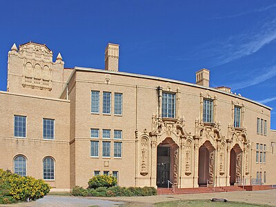 What is the name of the university located in Wichita Falls?