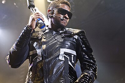 Who has Usher had a romantic relationship with?