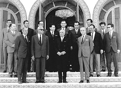What was Habib Bourguiba's profession before becoming a statesman?