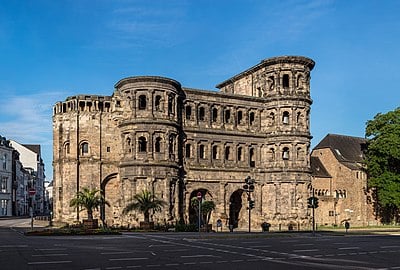 What is the name of the important Roman period during which Trier was one of the four capitals?
