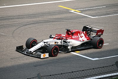 What is the age of Kimi Räikkönen?