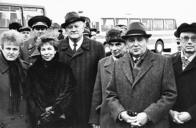 What is Mikhail Gorbachev's place of burial?
