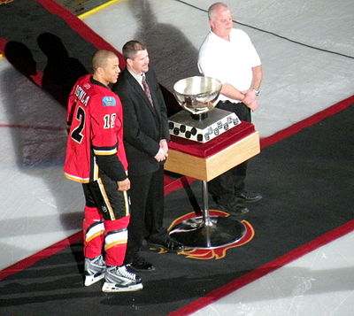 How many times did Iginla win the Lester B. Pearson Award?