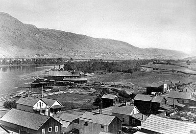 What year was the Canadian Pacific Railroad completed through Kamloops?