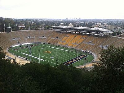 What is the name of the stadium where the California Golden Bears football team plays?