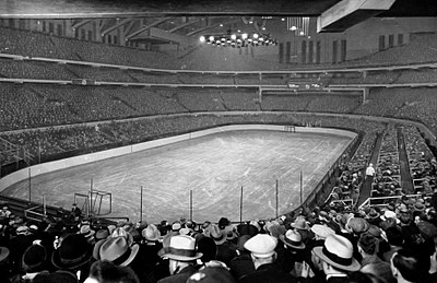 Who was the original owner of the Chicago Blackhawks?