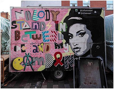 Where was Amy Winehouse born?