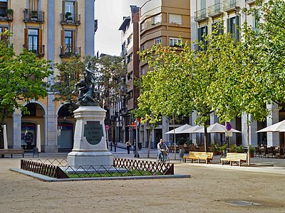 What is the elevation above sea level of Girona?