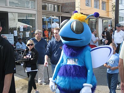 Who moved the original Charlotte Hornets to New Orleans?
