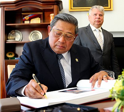 When was Susilo Bambang Yudhoyono's sworn in for his second term?