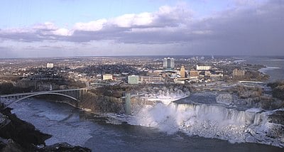 What is the name of the metropolitan area that Niagara Falls, New York is part of?