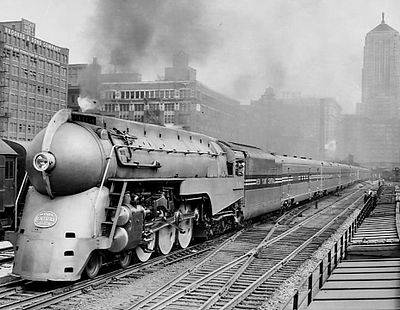 Which rival did the New York Central Railroad merge with in 1968?