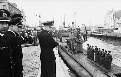 How many U-boats were lost under Dönitz's command?