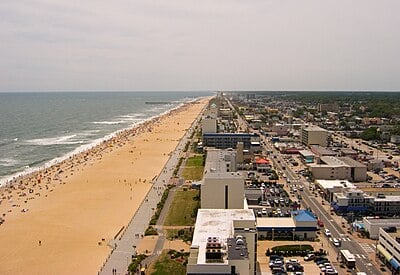 What is the population of Virginia Beach according to the 2020 census?