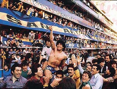 What does Diego Maradona look like?