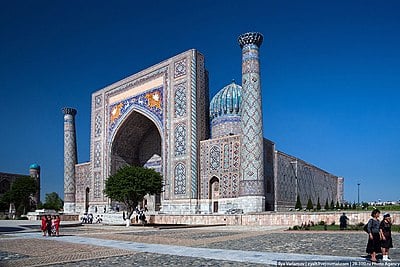 In 2016 the population of Uzbekistan, was 31,576,400.[br] Can you guess what the population was in 2021?