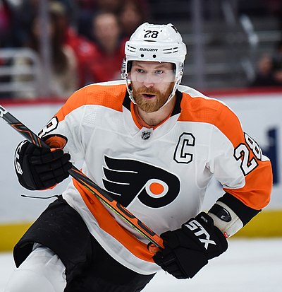On which wing is Giroux most comfortable playing?