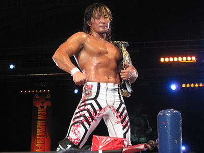 How many reigns as NEVER Openweight 6-Man Tag Team Champion does Tanahashi hold?