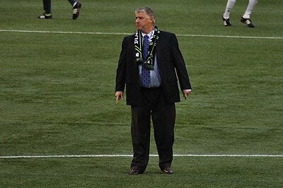 Who replaced Schmid as the LA Galaxy coach in 2018?