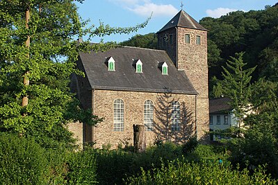 As of 2009, what was Solingen's population?