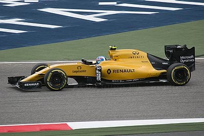 What color were Renault Sport F1 team's primary racing colors during Palmer's tenure?