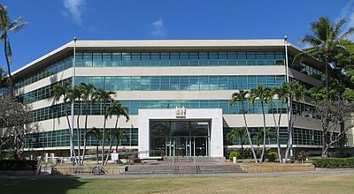 Which major U.S. naval command is hosted in Honolulu?