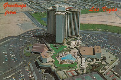 How many restaurants are located within Westgate Las Vegas?