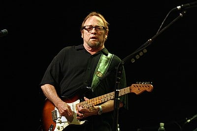 What is Stephen Stills' middle name?
