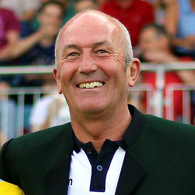 What is the full name of Tony Pulis?