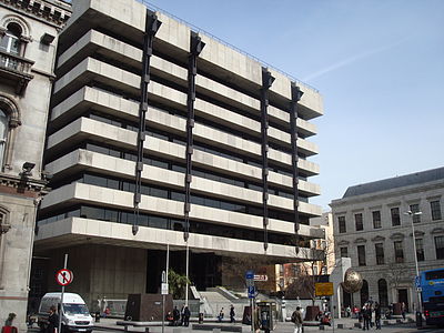 Where is the Central Bank of Ireland's headquarters located?