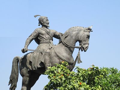 Which ancient political traditions did Shivaji revive?