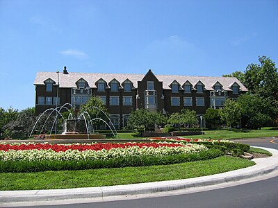 In which city is the main campus of the University of Kansas located?