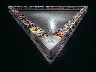 What is the main subject of Judy Chicago's International Honor Quilt?