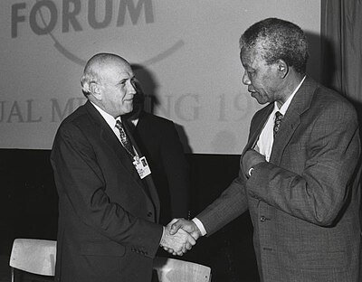 What achievement did de Klerk and Mandela share in 1993?
