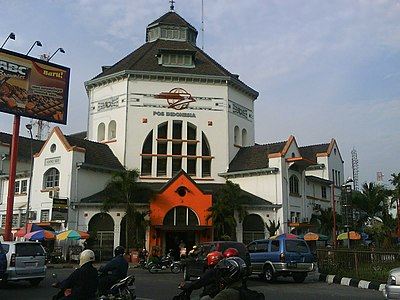 What nickname was given to Medan due to its resemblance to a famous European city?