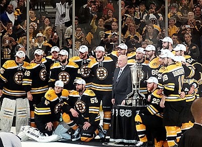 What is the name of the arena where the Boston Bruins currently play?