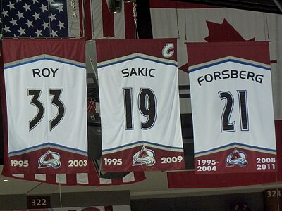 How many times did Patrick Roy win a Stanley Cup with the Colorado Avalanche?