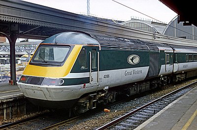 What type of fleet does GWR provide and maintain for Heathrow Express?